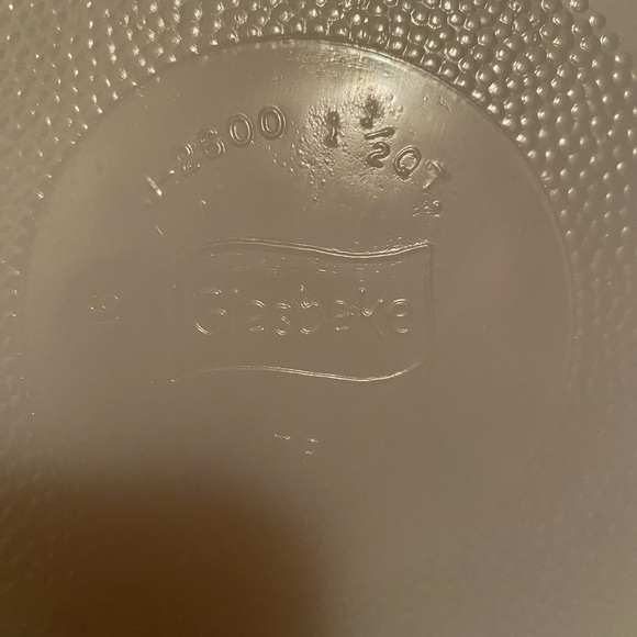 Glasbake Vintage Daisy Bakeware Dish 1.5 Quart - Picture 3 of 3